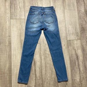 5/26 Women’s Mid Rise Skinny Jeans KC11214LGH Light Wash Stretchy